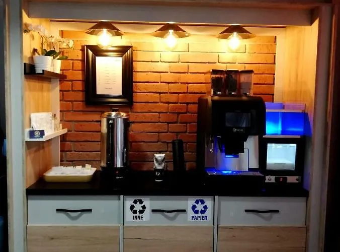 Great Polonia & Molo Puck